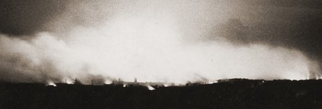 Клайдбанк горит. 13 марта 1941 года.