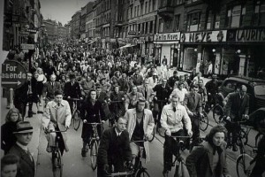 В первое время оккупации жизнь в Дании шла своим чередом. Копенгаген, 1940 год