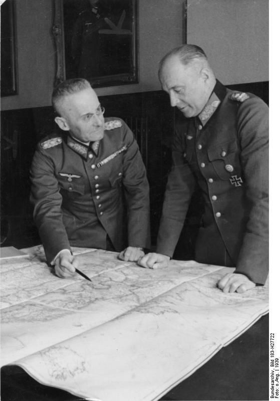 Начальник штаба сухопутных сил Franz Halder и главком сухопутных сил Walther von Brauchitsch