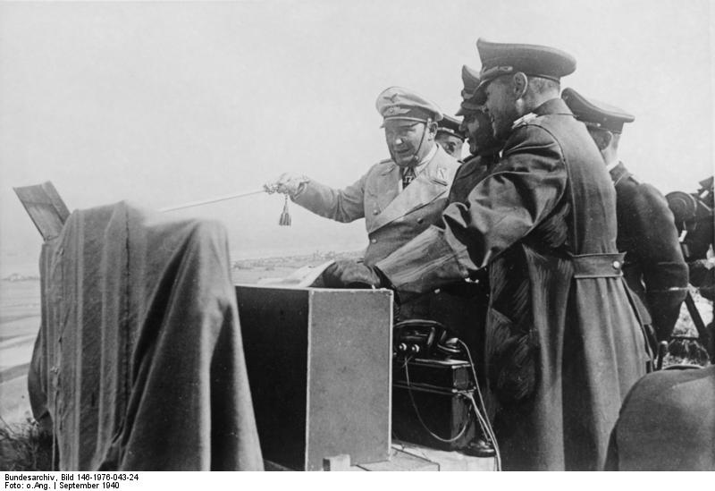 Герман Геринг на французском побережье.